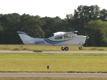 N210HL exterior